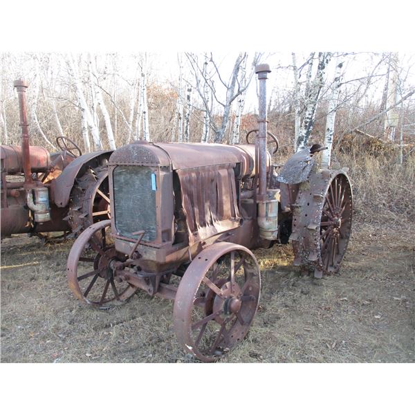 McCormick Deering Tractor, Model 1530, On Steel Wheels, Serial Plate Missing, Gas