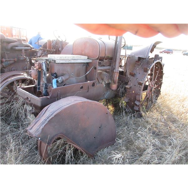 McCormick Deering Tractor, Model 1530, Gas, Seized, On Steel Wheels
