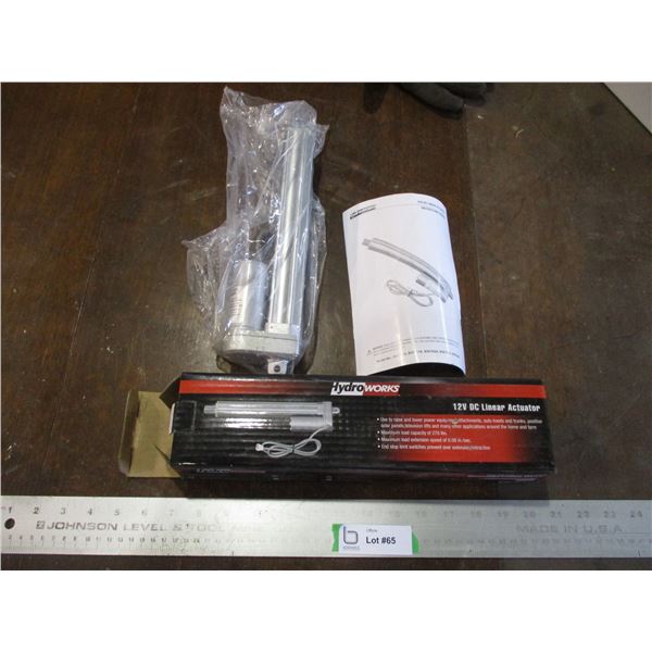12 Volt DC Linear Actuator, New In Box