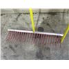 Image 2 : Pond Skimmer Rake - 11' Handle