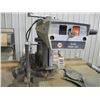 Image 5 : Black & Decker Radial Arm Saw on Stand - 32" x 36" Cutting Table