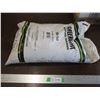 Image 1 : 50 lb. Bag of Recycled Glass for Sandblasting