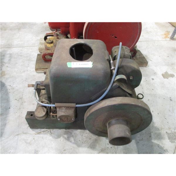 Fairbanks Morse Stationary Engine - Missing Lid