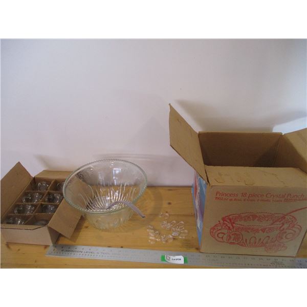 Princess 18 Piece Crystal Punch Set