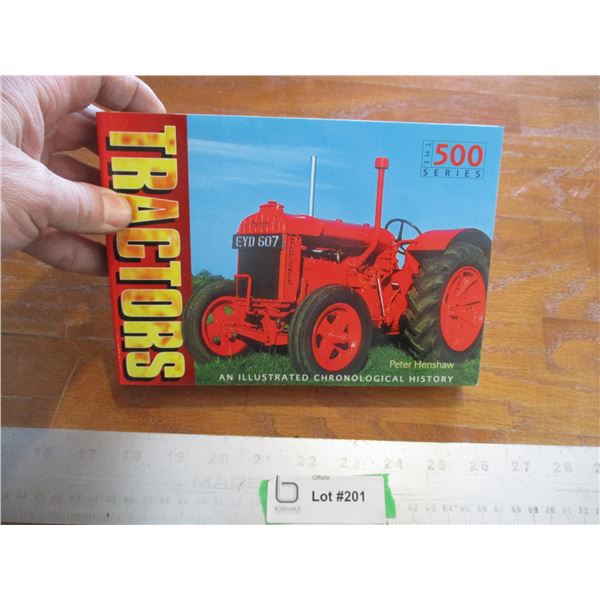 500 Photos Series Tractor Book