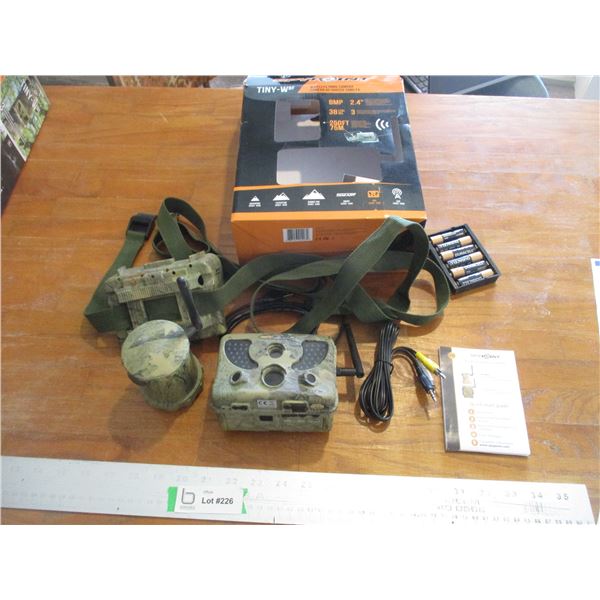 SpyPoint Wireless Trail Camera - In Box