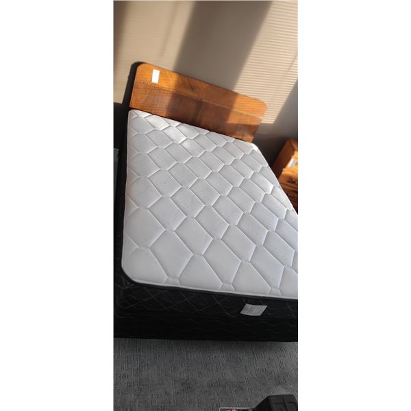 Double Bed & Headboard C