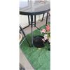 Image 9 : Patio Table & More Cat C