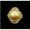 Image 2 : 14KT Yellow Gold Pearl and Diamond Ring