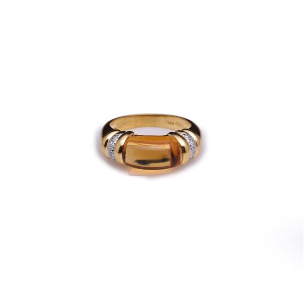 18k Yellow Gold Citrine & Diamond Ring