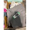 Image 4 : Pallet #251 - 200 piezas de ropa Target/Costco