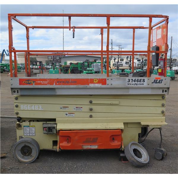 Kapolei:  2014 JLG 3246ES Scissor Lift, Needs Repair