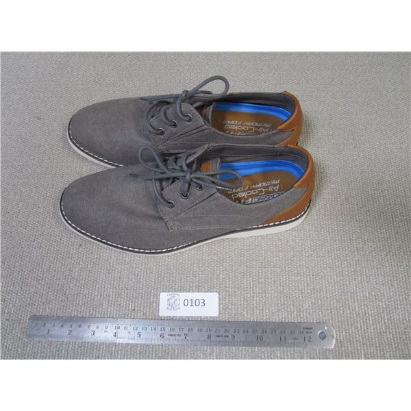 New Skechers  shoes size 41