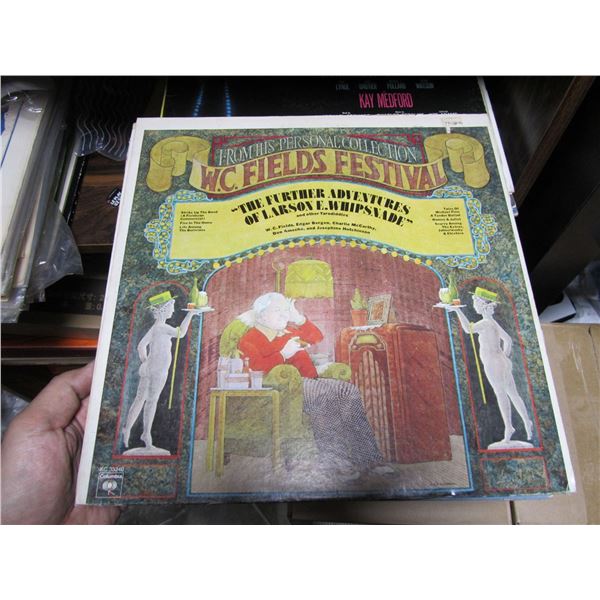 vinyl records 4 discs, all the records came from a senior collection