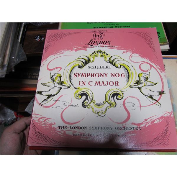 vinyl records 4 discs, all the records came from a senior collection