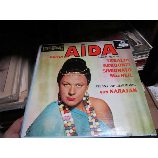 vinyl records 4 discs, all the records came from a senior collection