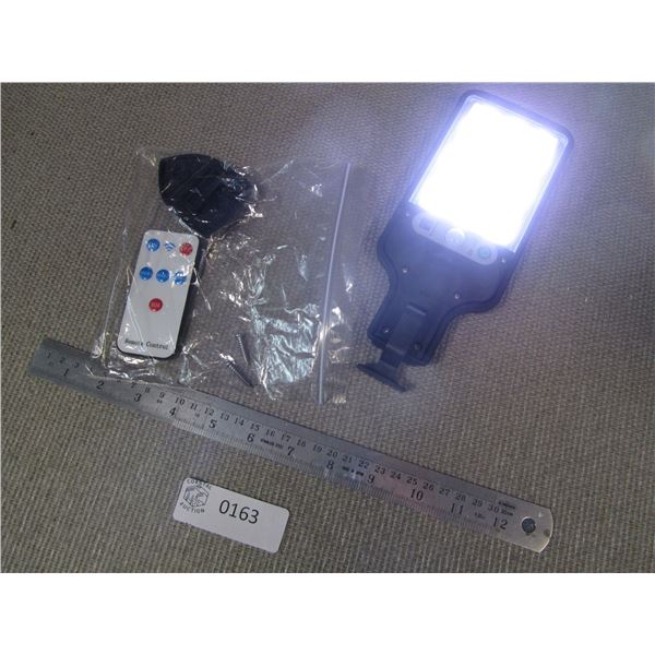 Solar power, Sensor LED Light with mount and remote, tested working