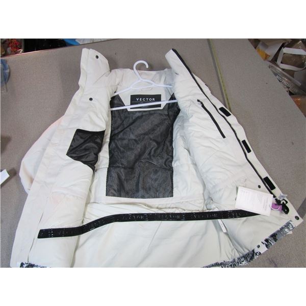 Insulated Jacket for Snow Sports