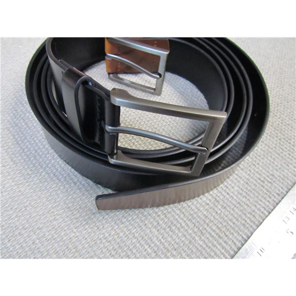 Belts, lot of 2