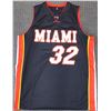 Image 3 : SHAQUILLE ONEAL SIGNED MIAMI HEAT BASKETBALL JERSEY (BECKETT COA)