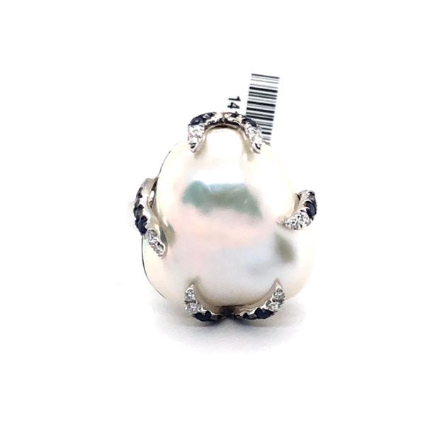 5.81ct Pearl 18K White Gold Ring
