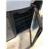 Image 2 : BLACK GLASS FRONT 24" X 18" X 19 BEVERAGE REFRIGERATOR