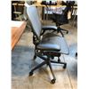 Image 2 : HERMAN MILLER GRAPHITE FULLY ADJUSTABLE TASK CHAIR SIZE B SUGGESTED RETAIL PRICE $1926 CAN