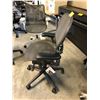 Image 3 : HERMAN MILLER AERON GRAPHITE ADJUSTABLE TASK CHAIR (SIZE B) RETAIL $1923 CAN