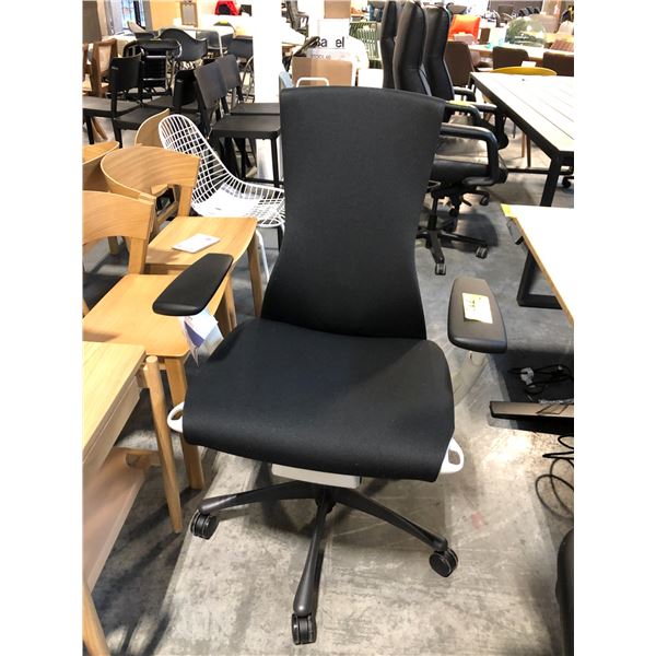 HERMAN MILLER EMBODY BLACK/WHITE FULLY ADJUSTABLE GAMING CHAIR, RETAIL PRICE $2,620