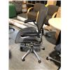 Image 3 : HERMAN MILLER AERON GRAPHITE/CHROME FULLY ADJUSTABLE TASK CHAIR (SIZE C), RETAIL PRICE $2,820