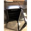 Image 2 : BLACK GLASS FRONT 18" X 25" X 19" BEVERAGE REFRIGERATOR