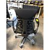 Image 4 : HERMAN MILLER EMBODY BLACK/GRAPHITE FULLY ADJUSTABLE GAMING CHAIR RETAIL PRICE $2,264
