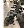 Image 3 : HERMAN MILLER AERON GRAPHITE FULLY ADJUSTABLE TASK CHAIR (SIZE B) RETAIL PRICE $2,485