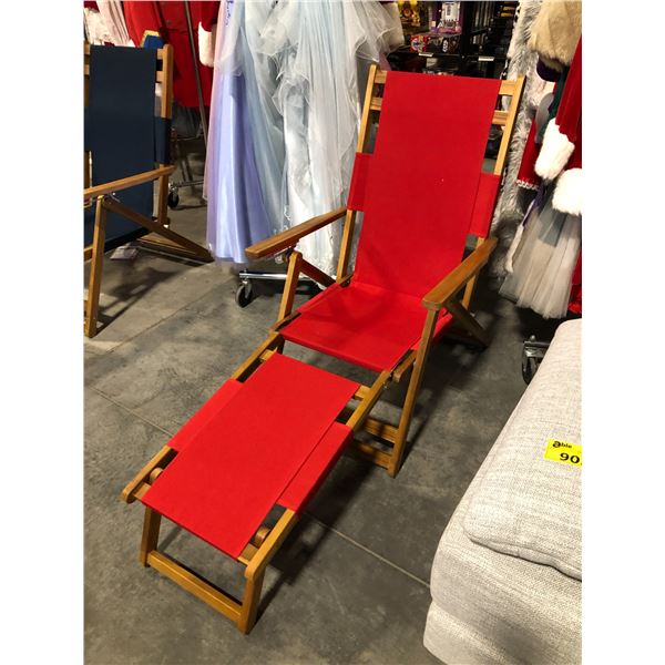 RED WOODEN FOLDING PATIO CHAIR