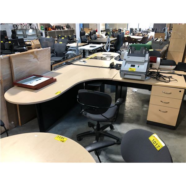 MAPLE 6' X 7.5' L-SHAPE EXECUTIVE DESK