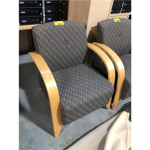 KRUG MAPLE/PATTERNED ARM CHAIR