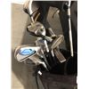 Image 2 : GOLF BAG WITH ASSORTED CALLAWAY AND TAYLORMADE CLUBS