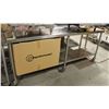 Image 1 : STAINLESS STEEL WORKTABLE W/ RAISED EDGES &