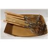 Image 1 : FLAT OF BRAND NEW COMMERICAL WOOD HANDLED MASHERS