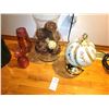 Image 1 : Cranberry Glass, Lamp & Decor Cat A