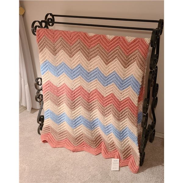 Metal Blanket Rack Cat B