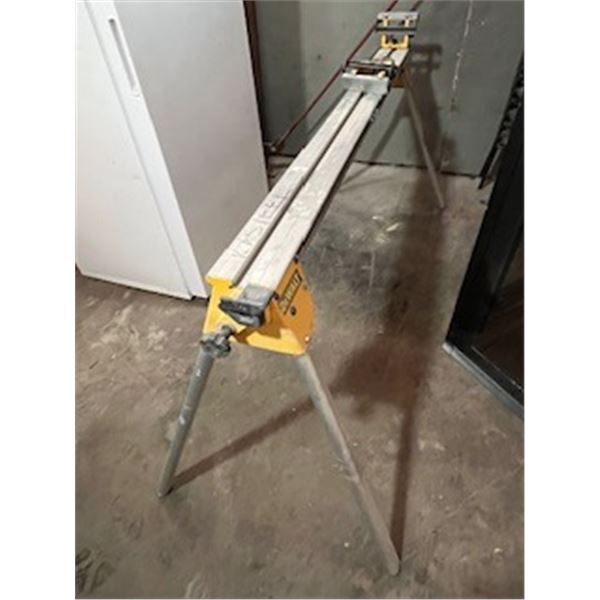 Dewalt saw stand