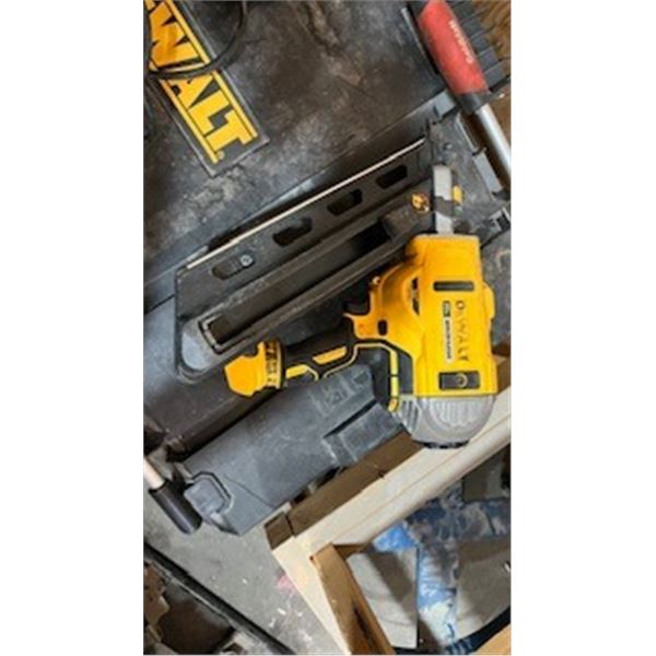 Dewalt 20v Nailer no battery