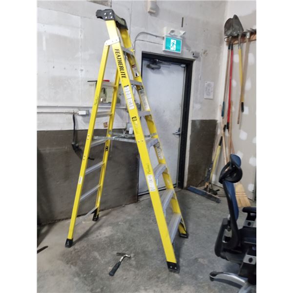 Ladder 7 ft