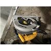 Image 1 : skill saw