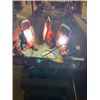 Image 2 : (3) work lights - L.E.D