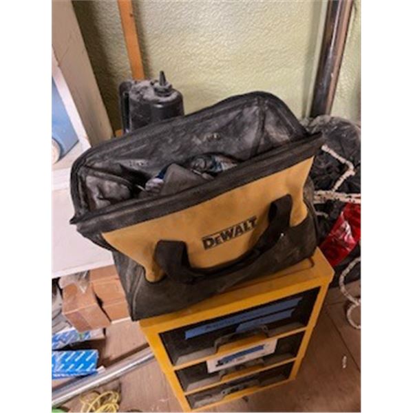 Dewalt Bag - up