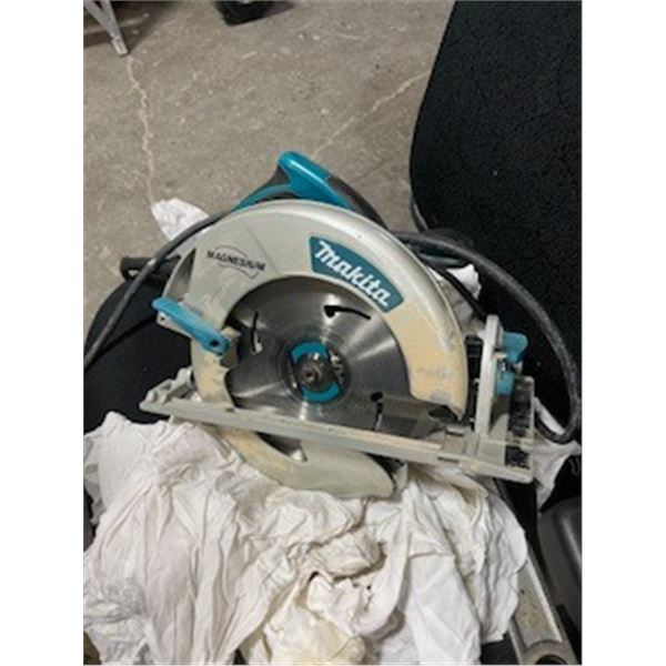 Mikata Skil saw