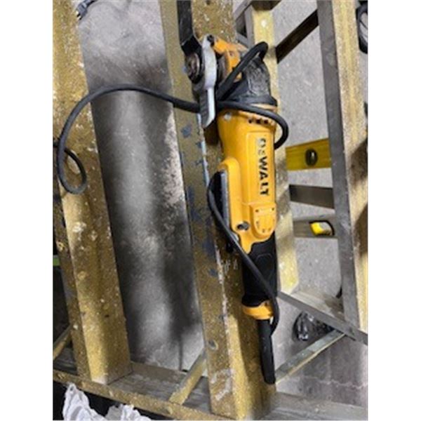 Oscillating Saw