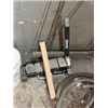 Image 1 : floor jack